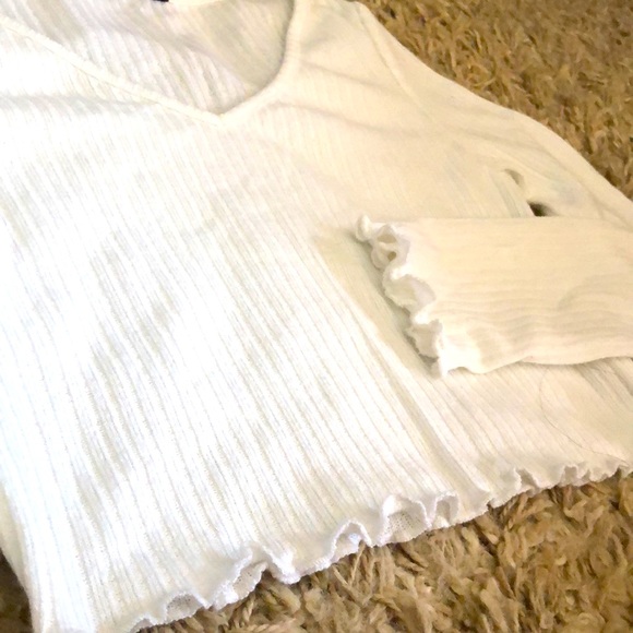 White long sleeve shirt - Picture 2 of 2